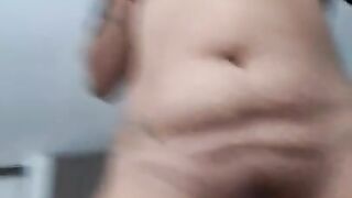 my girlfriend sends me a video showing me her vagina and everything inside her