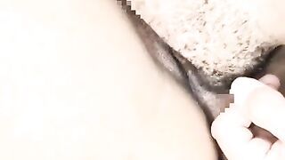 BESOS EN EL CLITORI A PENDEJA MORENA