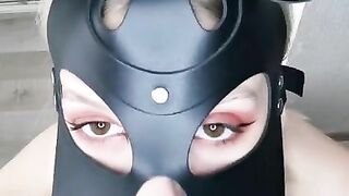 Зайка умоляет кончить на неё и на личико показывая Ahegao