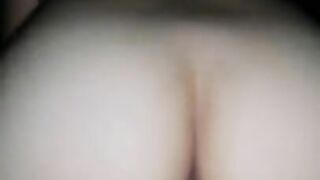 Jovencita de gran culo tiene sexo duro ricos sentónes y gemidos fuertes