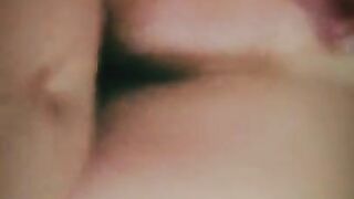 Fick und schlag mich noch härter!!! Sexy Nachbarin schreit beim Orgasmus