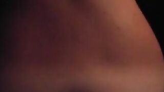 Trombo la fidanzata del mio migliore amico in macchina