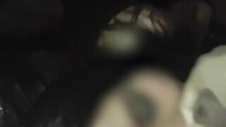 Recibiendo leche en la cara