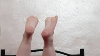 Take my hand, let's just dance, watch my feet, follow me