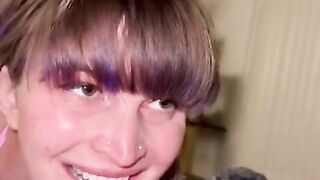 Good girl fills her mouth