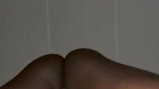 Ebony Squirting Wet Pussy