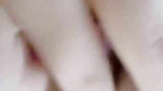 Japanese girl’s close up pussy. Please cum inside me♡