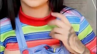 Cosplay Cassie Curses as Chucky rides a dildo