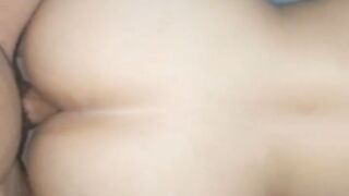 Mi amante me da una rica metida de verga por mi culito apretado. (Me hace moverme rico)????????