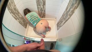 Daddy soaks me with piss