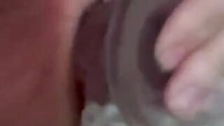 Grippy BBW pussy squirt