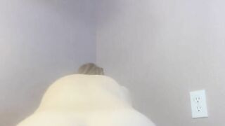 Dildo ass ride for depth training