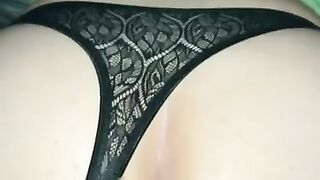 素人 個人撮影 寝起きのぽっちゃり妻にバックで中だしパート① ハメ撮り バック スマホ撮り 中だし japanese