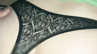 素人 個人撮影 寝起きのぽっちゃり妻にバックで中だしパート① ハメ撮り バック スマホ撮り 中だし japanese