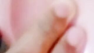 Hottie Dildoing creamy ????