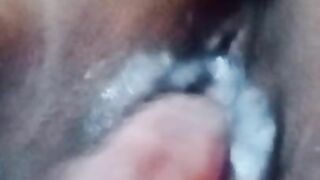 Hottie Dildoing creamy ????