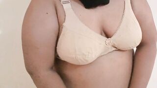 Tamil 69y Old Hot Stranger Aunty Wear White Color Saree While Go to School For Teaching Then a 18+ Guy Came & fuck Her