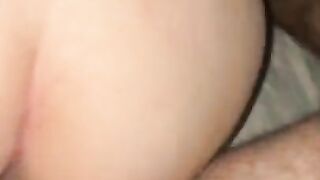 La voisine m'a regardée de travers, je m'occupe d'elle