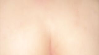 La voisine m'a regardée de travers, je m'occupe d'elle