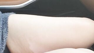 Step mom hand slip into step son pants making him cum in the car