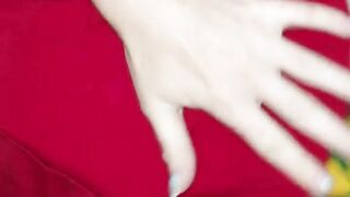 Horny slut fucks herself with big dildo