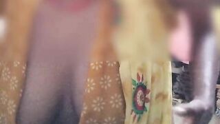 Bhabhi ki gaand maari uske baad unki gaand pe he maal nikaal diya.