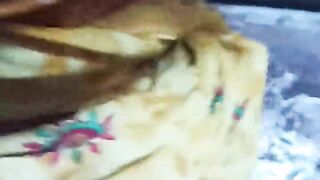 Bhabhi ki gaand maari uske baad unki gaand pe he maal nikaal diya.