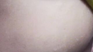 Bhabhi ki gaand maari uske baad unki gaand pe he maal nikaal diya.