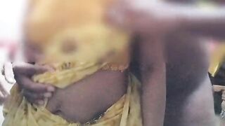 Bhabhi ki gaand maari uske baad unki gaand pe he maal nikaal diya.