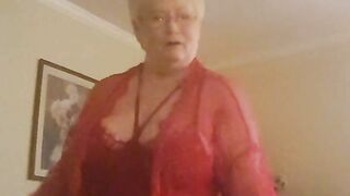 Horny Sexy Granny Gilf Showing Off Her Big Boobs And Fat Pussy While Dancing