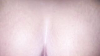 Amiga me invita a su cuarto y pasó esto