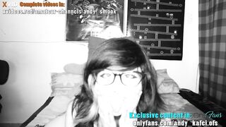 Emo couple get very horny in the hotel