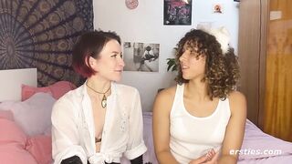 Ersties - Flora fickt ihr BDSM-Kätzchen July mit Strap-on im Doggy Style