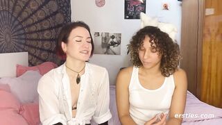 Ersties - Flora fickt ihr BDSM-Kätzchen July mit Strap-on im Doggy Style