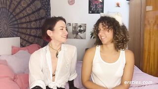 Ersties - Flora fickt ihr BDSM-Kätzchen July mit Strap-on im Doggy Style