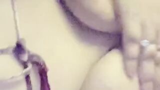 Masturbandome sacandome los jugos