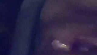 Masturbandome sacandome los jugos