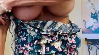 Jewels Jade Titty Worship