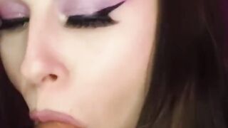 Tiktoker Holding dick All The Way In Her Throat