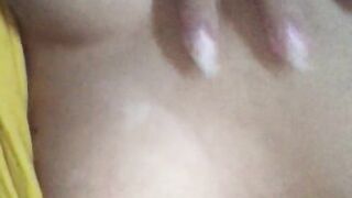 Quieres venirte en mis tetas - córrete en mis tetas