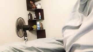 Busty milf likes bbc dildos in her tight Pussy and