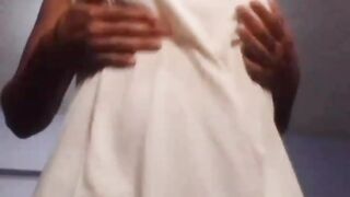 MORENA SE CALIENTA AL LLEGAR A CASA PT.1