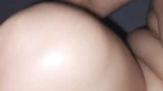 Milf tetona me monta