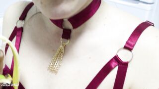 Insanely Hot Babe Sucked a Big Dick Up Close.