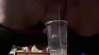 Bbw fills cup in 10 second with piss