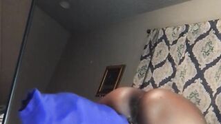 MIRROR MIRROR ON DA WALL…WHO DA FREAK WITH DA MASK ON??