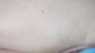 Pussy Stretching in The Park