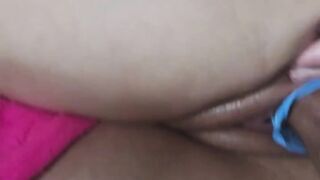 Pussy Stretching in The Park