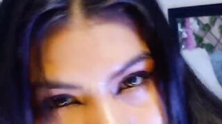 Hi baby I'm already live, do you want to come see me?