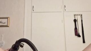 Come and help me pump my pussy